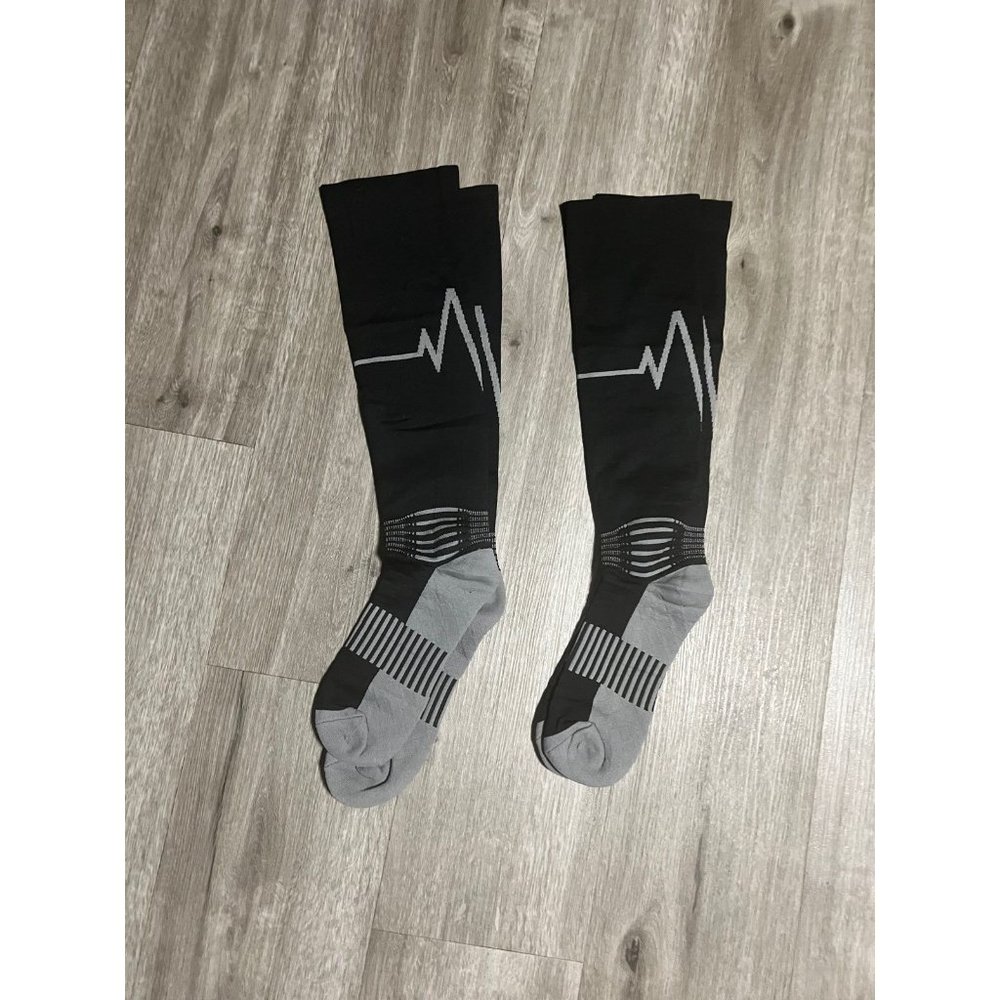 FuelMeFoot Compression Socks Comfort For Men & Women (2 Pairs) L-XL